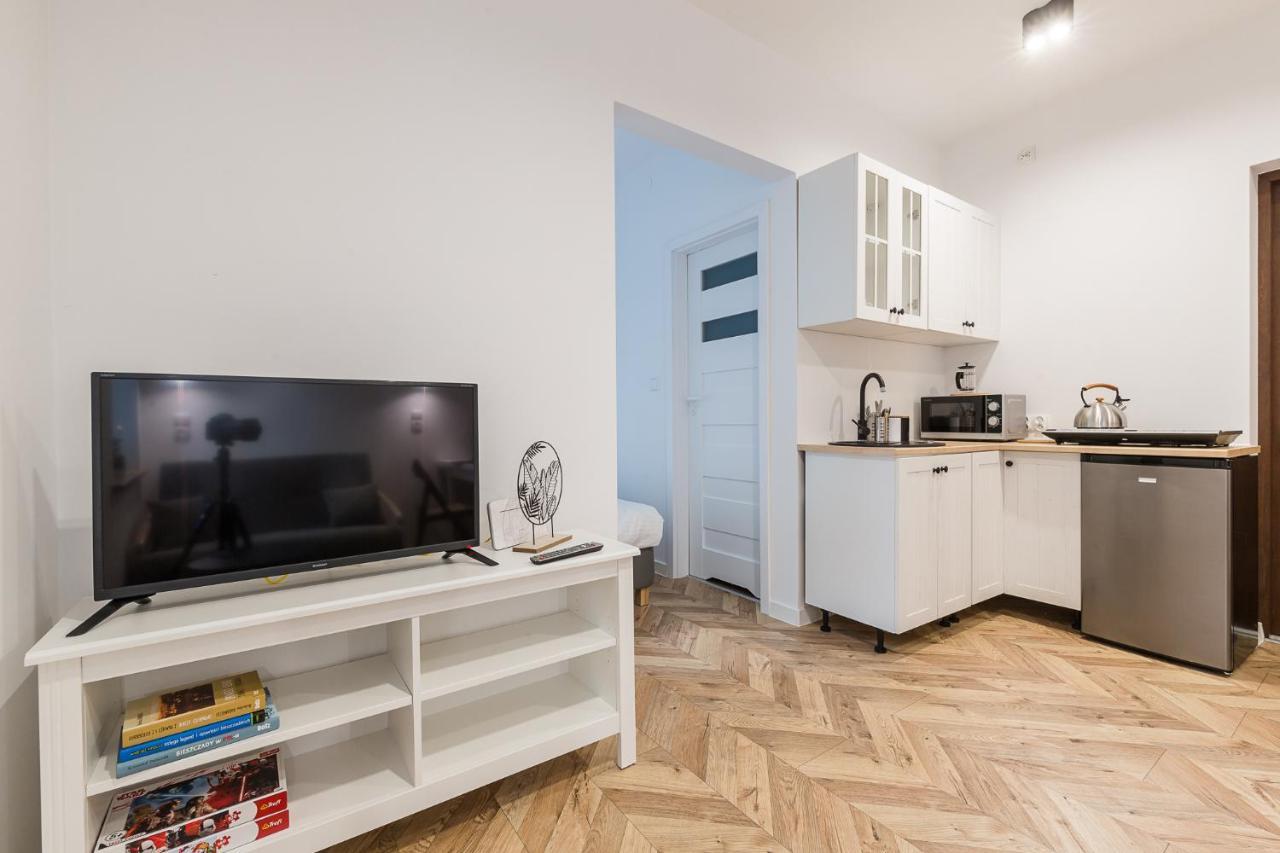 Apartamento Apartament Na Plantach Lesko Exterior foto